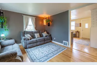 1023 8th Avenue, Wausau, WI 54401 - Photo 6