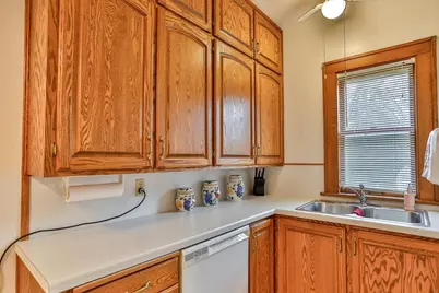 826 Park Avenue, Wausau, WI 54403 - Photo 10