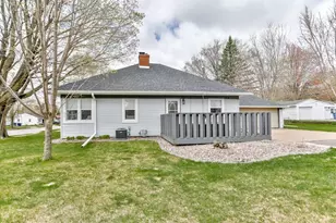 828 Wausau Ave, Wausau, WI 54403 - Photo 2