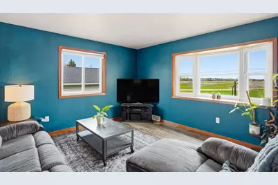 305 W 29th Street, Marshfield, WI 54449 - Photo 8