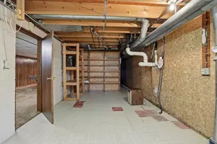1835 Edgewood Ln, Stevens Point, WI 54482 - Photo 32