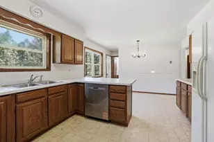 1835 Edgewood Ln, Stevens Point, WI 54482 - Photo 12