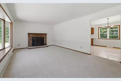 1835 Edgewood Lane, Stevens Point, WI 54482 - Photo 6