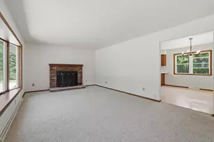 1835 Edgewood Ln, Stevens Point, WI 54482 - Photo 6