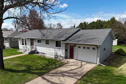 910 16th Street South, Wisconsin Rapids, WI 54494 - Photo 4
