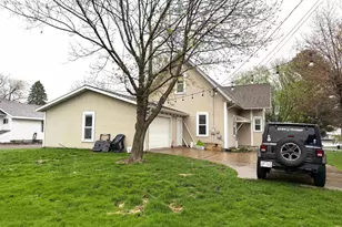 305 N Division St, Loyal, WI 54446 - Photo 26