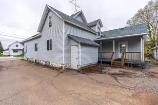 421 Edison St, Antigo, WI 54409 - Photo 4