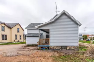 415 Edison St, Antigo, WI 54409 - Photo 6