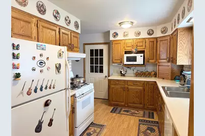 3028 Popp Avenue, Marshfield, WI 54449 - Photo 4