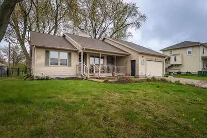 2040 1st Street, Wisconsin Rapids, WI 54494 - Photo 2