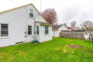 2212 9th St, Wausau, WI 54403 - Photo 4