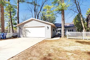 N2311 Long Cove Dr, Waupaca, WI 54981 - Photo 38