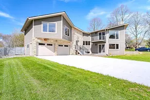 3902 Pine Cone Ln, Wausau, WI 54403 - Photo 2