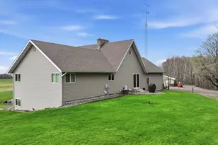 N5050 Highland Dr, Medford, WI 54451 - Photo 6
