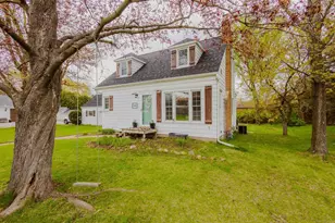 360 1st St, Port Edwards, WI 54469 - Photo 4