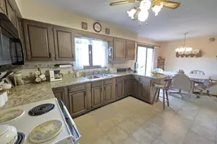 4251 Mill Ave, Wisconsin Rapids, WI 54494 - Photo 4