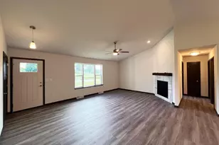 4517 Moreland Rd, Plover, WI 54467 - Photo 2