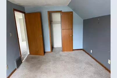 413 N Peach Avenue, Marshfield, WI 54449 - Photo 12