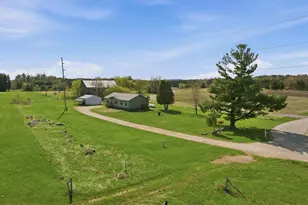 E2902 Wasrud Rd, Iola, WI 54945 - Photo 10