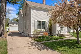 1716 McCulloch St, Stevens Point, WI 54481 - Photo 2