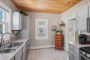 1716 McCulloch St, Stevens Point, WI 54481 - Photo 4