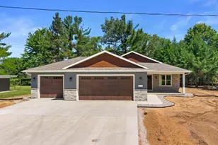 4420 1st St, Stevens Point, WI 54481 - Photo 2