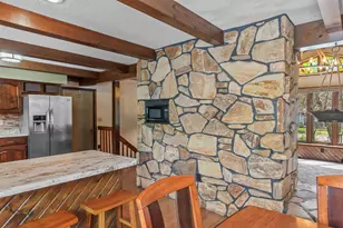 321 Crossbow Dr, Plover, WI 54467 - Photo 14