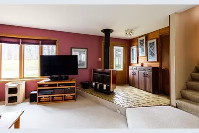 8305 Hillcrest Road, Custer, WI 54423 - Photo 8