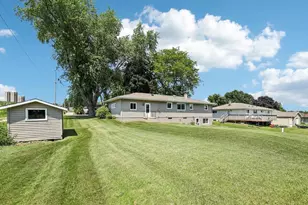 1909 Weber Dr, , WI 53590 - Photo 30
