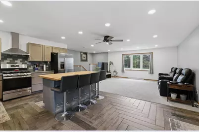 2410 Hickory Drive, Plover, WI 54467 - Photo 14