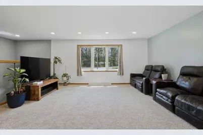 2410 Hickory Drive, Plover, WI 54467 - Photo 8