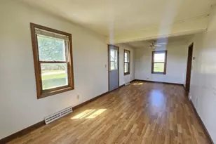 11858 MacArthur Dr, Chili, WI 54420 - Photo 8