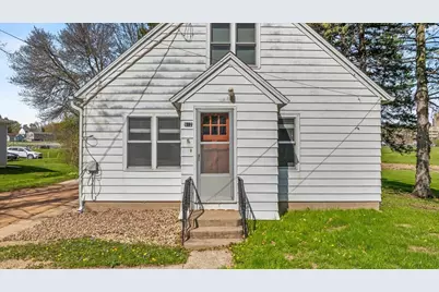 612 N Walnut Avenue, Marshfield, WI 54449 - Photo 2