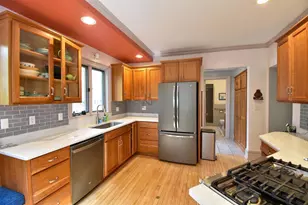 1424 Clark St, Stevens Point, WI 54481 - Photo 10