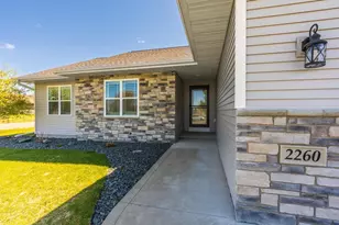 2260 Sisken Ln, Kronenwetter, WI 54455 - Photo 2