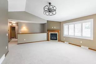 2260 Sisken Ln, Kronenwetter, WI 54455 - Photo 6
