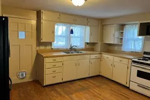 916 Spruce St, Wausau, WI 54401 - Photo 6