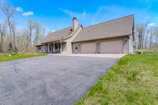 N7912 Elm Tree Ln, Wittenberg, WI 54499 - Photo 4