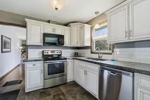 1427 E 29th St, Marshfield, WI 54449 - Photo 14