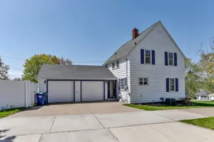 303 9th Ave, Wausau, WI 54401 - Photo 2