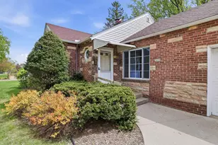 2409 Simonis St, Stevens Point, WI 54481 - Photo 4