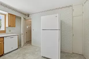 2409 Simonis St, Stevens Point, WI 54481 - Photo 16