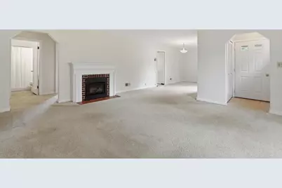 2409 Simonis Street, Stevens Point, WI 54481 - Photo 6