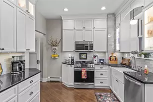 1717 Clark St, Stevens Point, WI 54481 - Photo 8