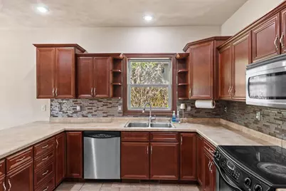 5641 La Salle Avenue, Stevens Point, WI 54482 - Photo 10