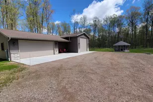N1846 Cozy Ln, Antigo, WI 54409 - Photo 2