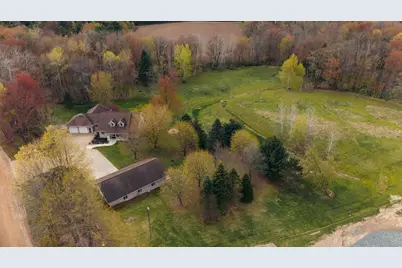 2004 Sonnentag Road, Marathon, WI 54448 - Photo 2