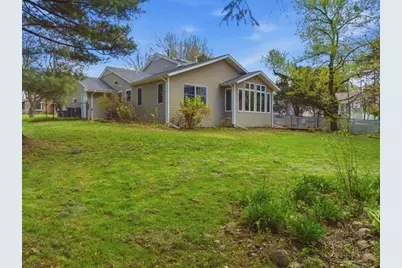 1402 N Shawano Drive, Marshfield, WI 54449 - Photo 4