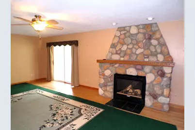 406 Schofield Avenue, Greenwood, WI 54437 - Photo 10