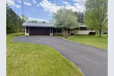 W13071 Bighorn Avenue, Hancock, WI 54943 - Photo 2